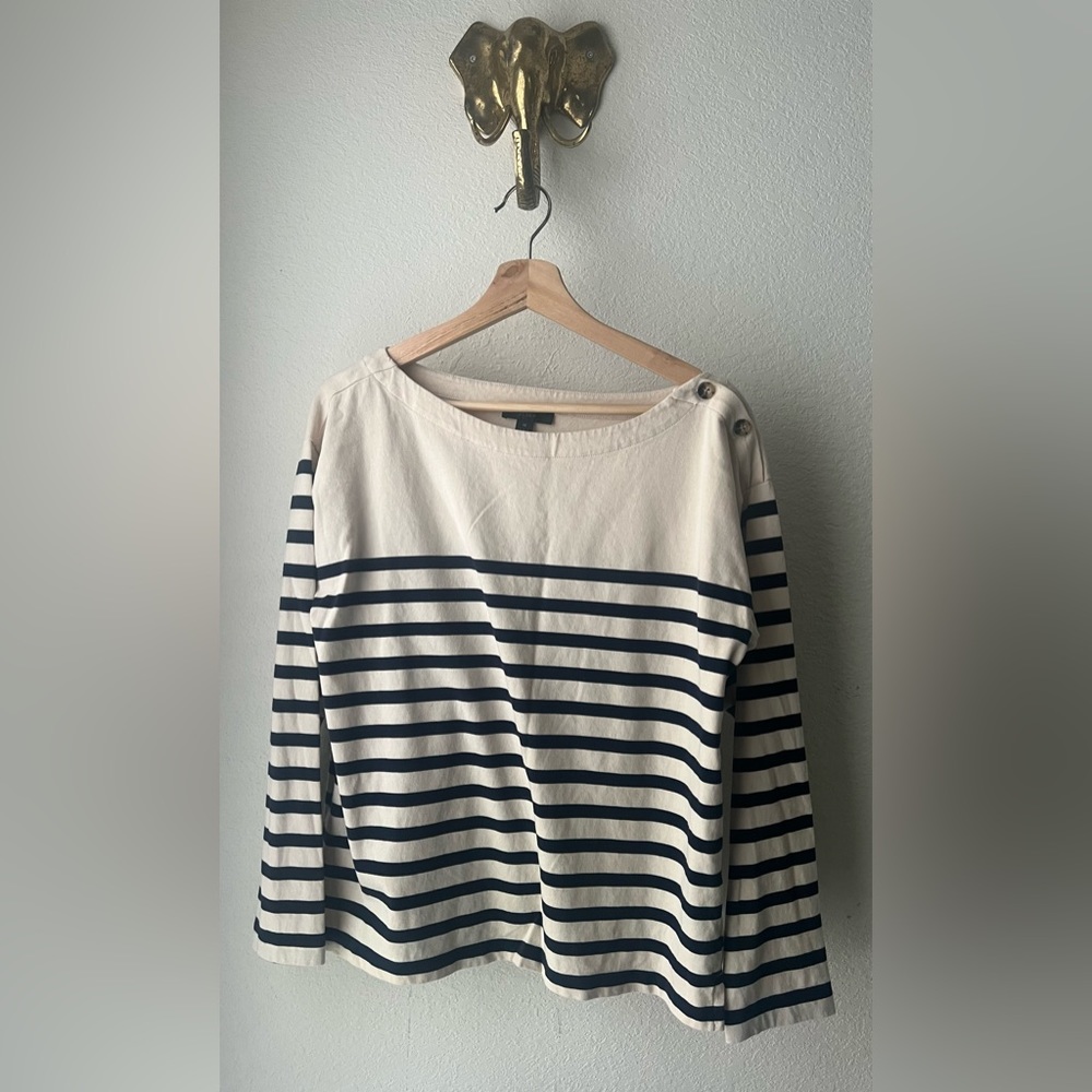 NWOT J. Crew Womens Crew Neck Long Sleeve Button Shoulder Striped Size Medium.